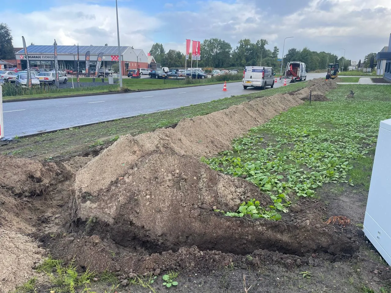 Bedrijfsnetwerk met firewall en switches voor zakelijk internet