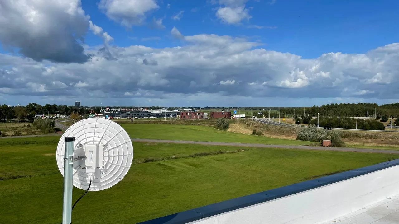 Wanneer glasvezel niet haalbaar is, is een straalverbinding een mooi alternatief