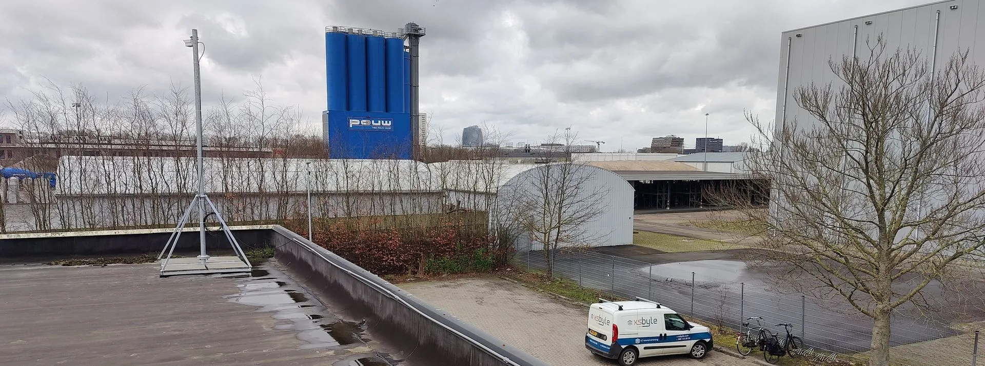 Bedrijfsverzamelgebouw met meerdere huurders onder één dak